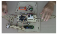 基于Arduino及人机交互太阳能电池板供电智能气象站设计